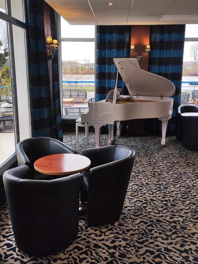 Mercure Nevers Pont De Loire Exterior photo